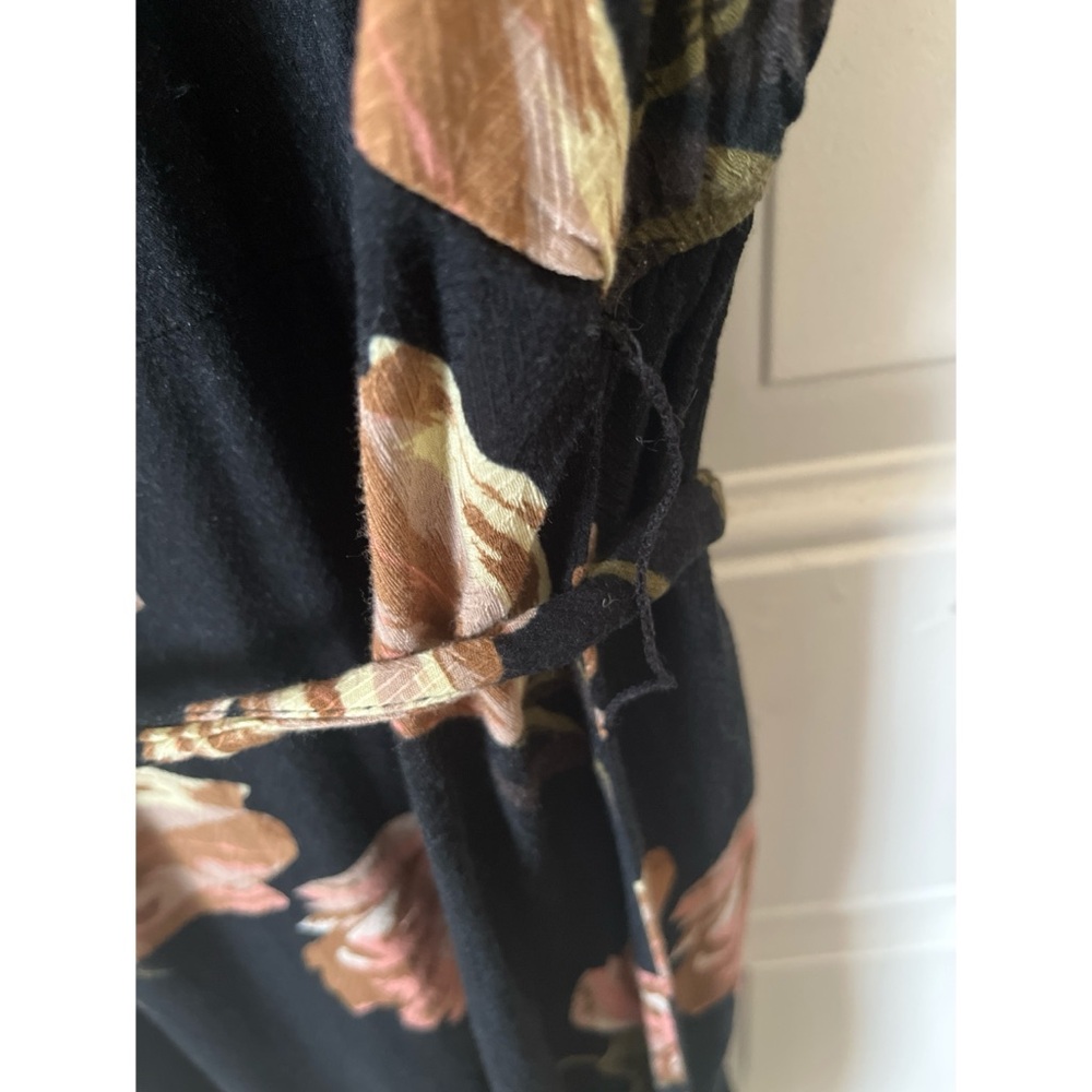 A New Day Large Sleeveless Black w/ Mauve Pink & Gold Floral Belted Mini Dress. - Picture 6 of 11